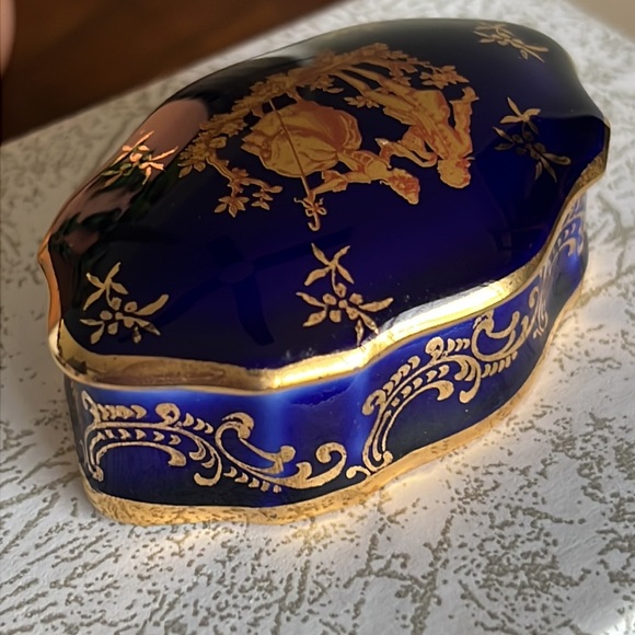 Limoges Cobalt Blue VTG trinket box Made in France - Picture 4 of 7